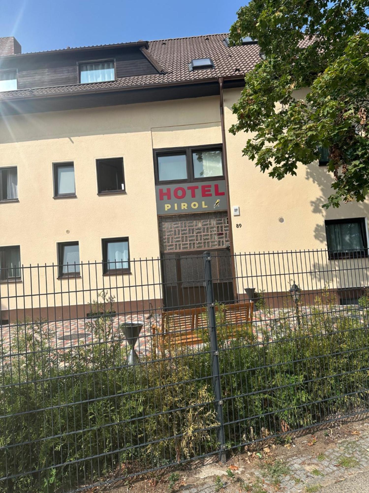 Hotel Pirol Berlin Exterior photo